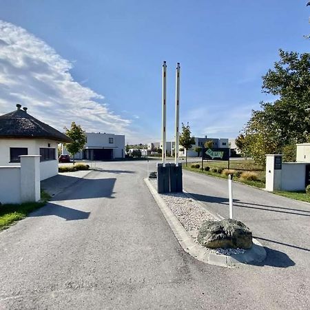 Luxus Appartement Am Golfplatz Und Therme Lutzmannsburg Zsira Dış mekan fotoğraf