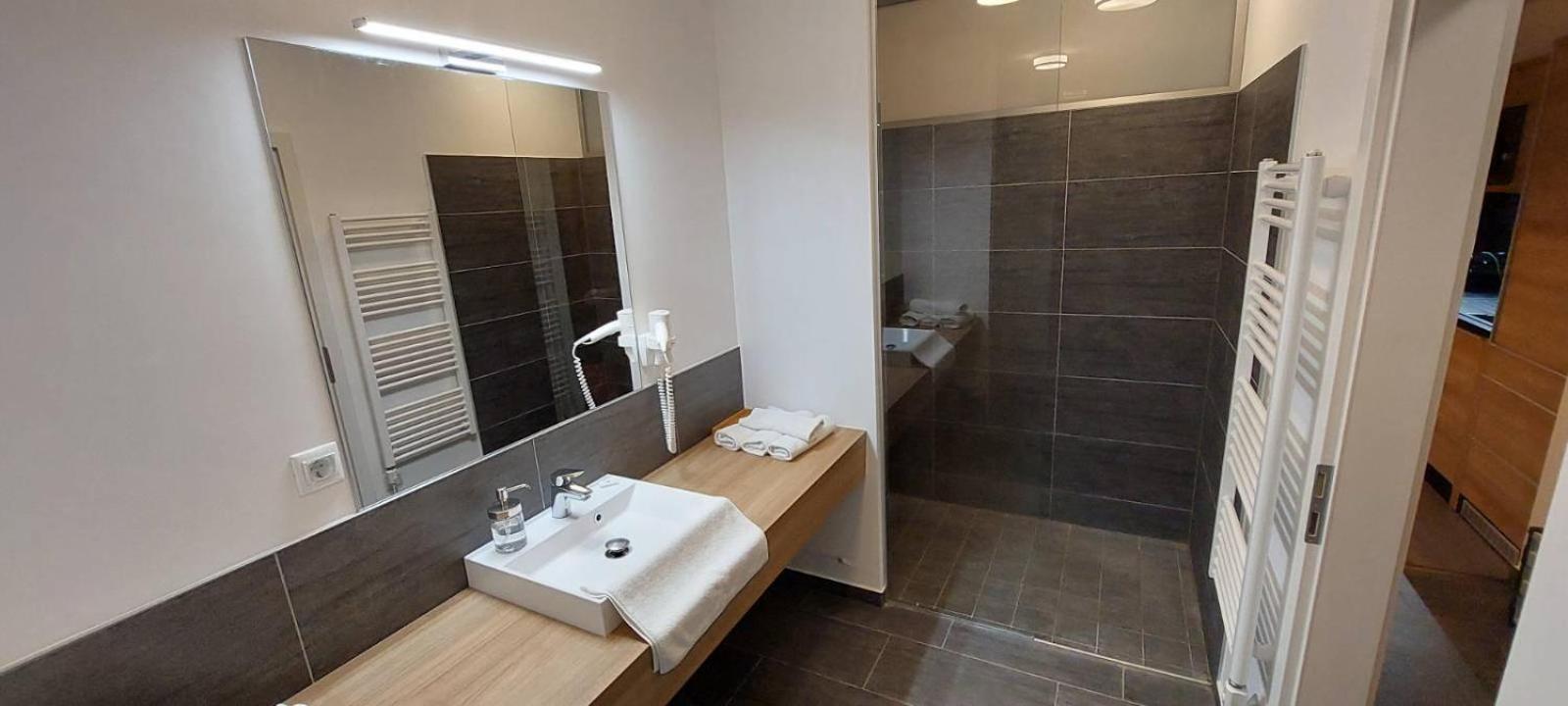 Luxus Appartement Am Golfplatz Und Therme Lutzmannsburg Zsira Dış mekan fotoğraf